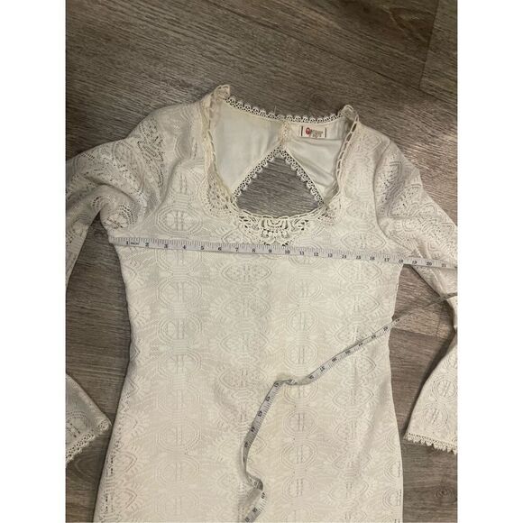 Olsenboye OffWhite Cream Lacey Short Dress Bell Sleeve Open Back Dress Large - Picture 7 of 11